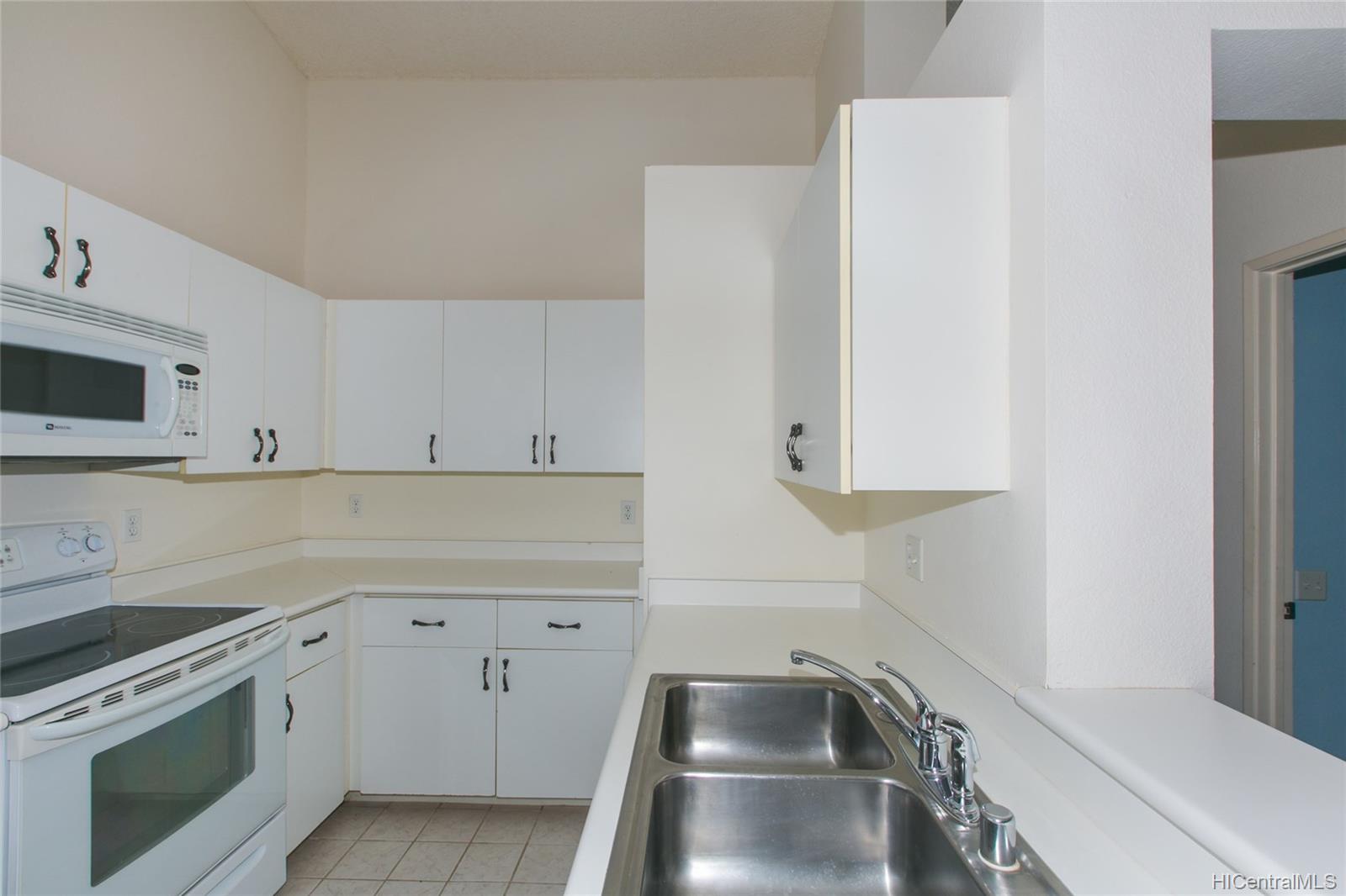 91-1100 Laaulu Street  Unit 17G