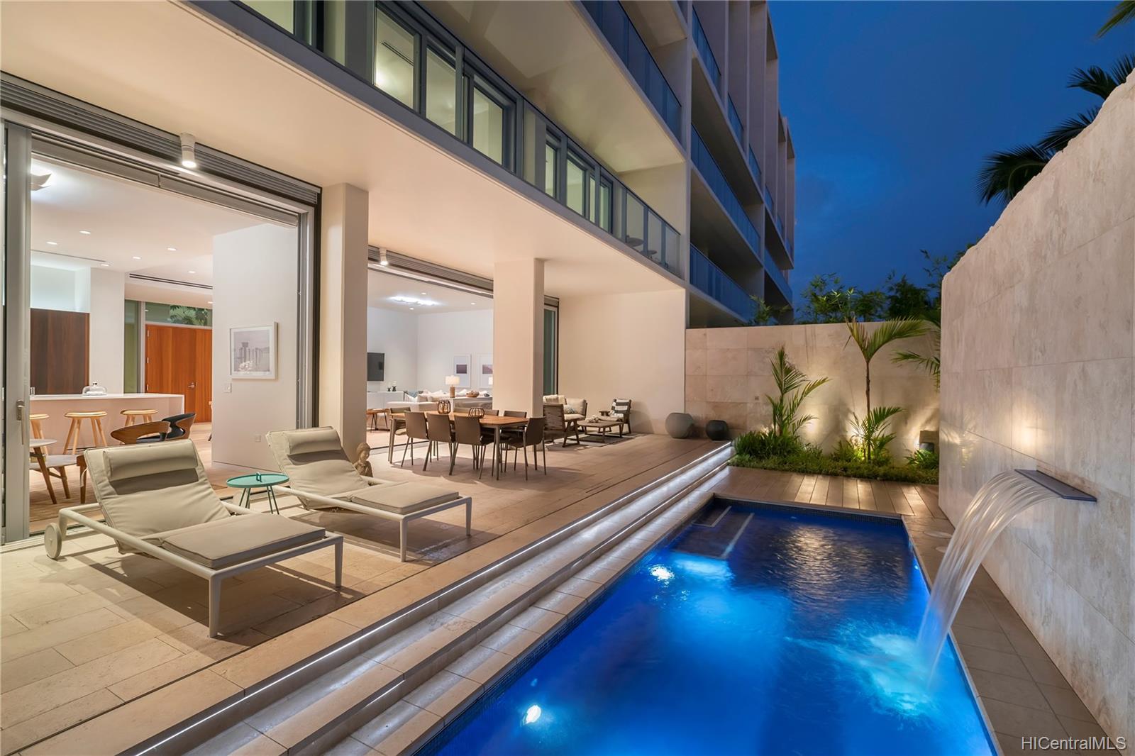 1118 Ala Moana Boulevard  Unit Villa 4