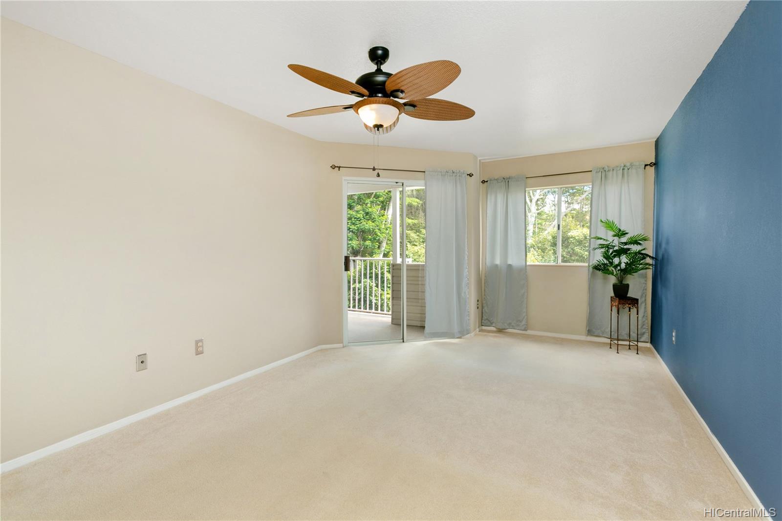 95-270 Waikalani Drive  Unit C204