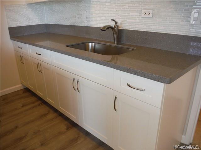 2740 Kuilei Street  Unit 1703