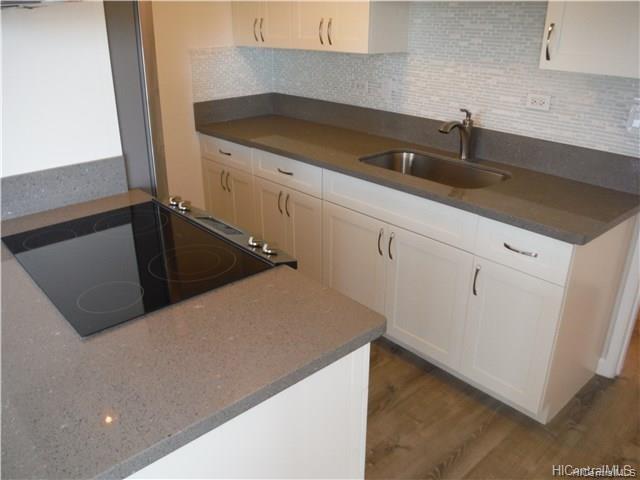 2740 Kuilei Street  Unit 1703