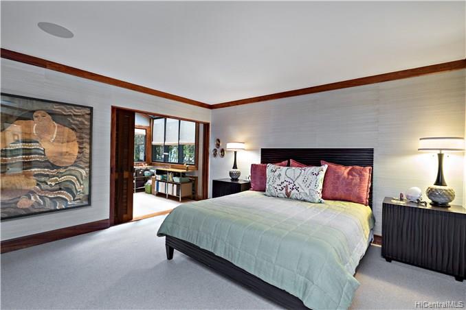 3165 Diamond Head Road  Unit 4