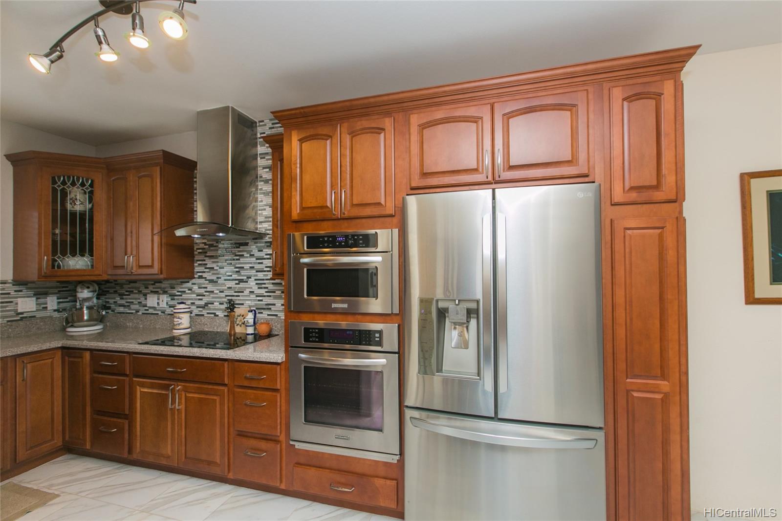 91-1026 Kaimalie Street  Unit Q2