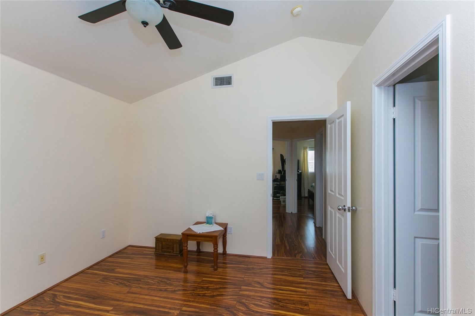 91-1026 Kaimalie Street  Unit Q2