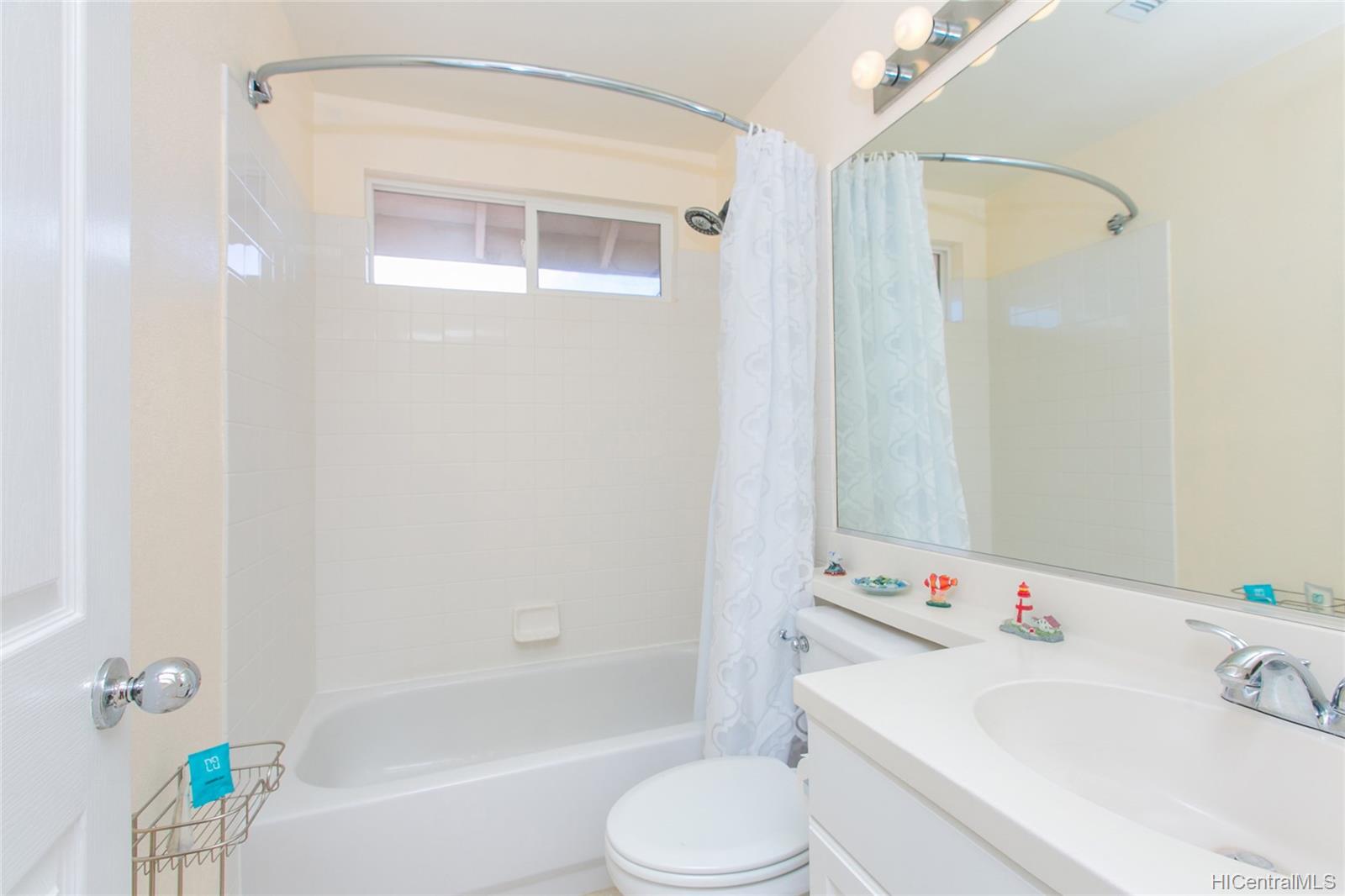 91-1026 Kaimalie Street  Unit Q2
