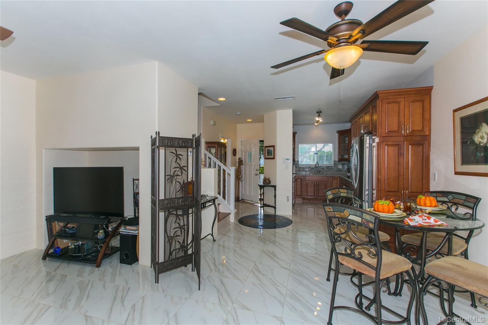91-1026 Kaimalie Street  Unit Q2
