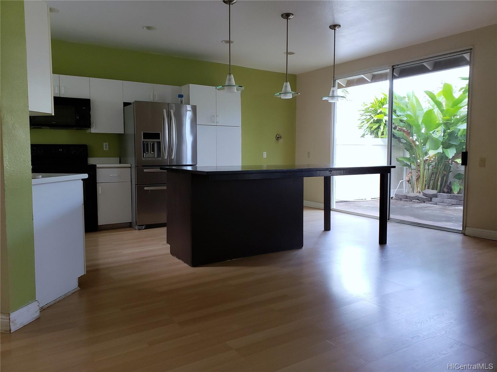 91-957 Laaulu Street  Unit F