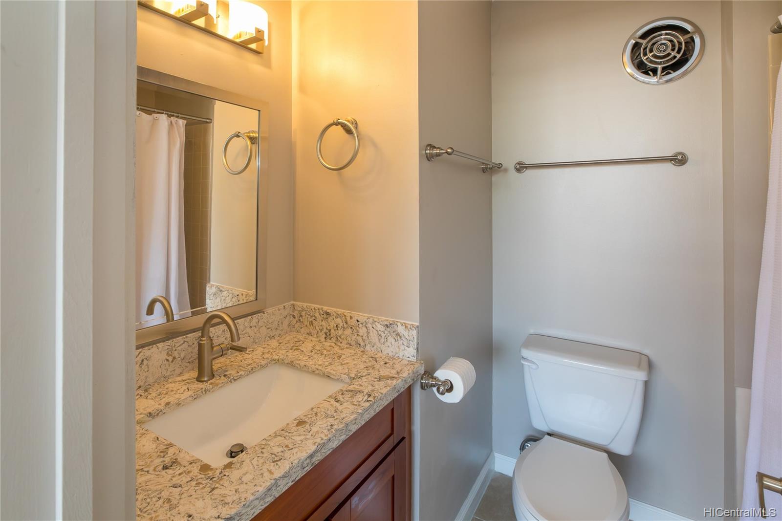 1634 Nuuanu Avenue  Unit 303