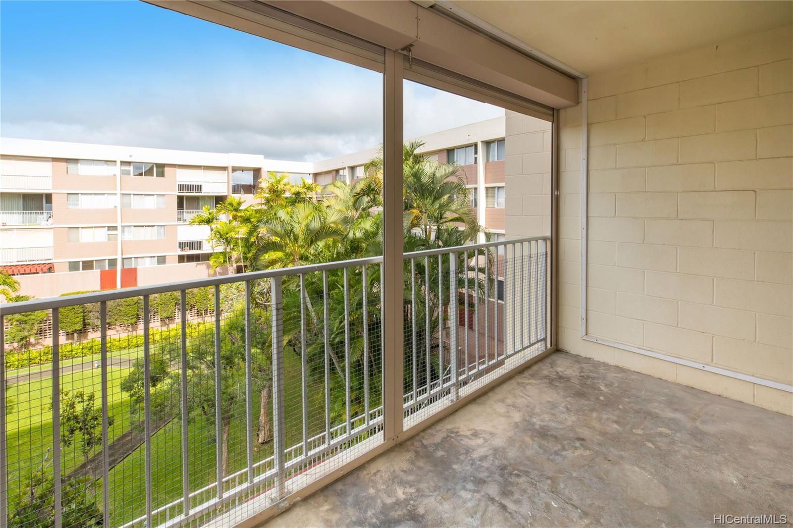 1634 Nuuanu Avenue  Unit 303