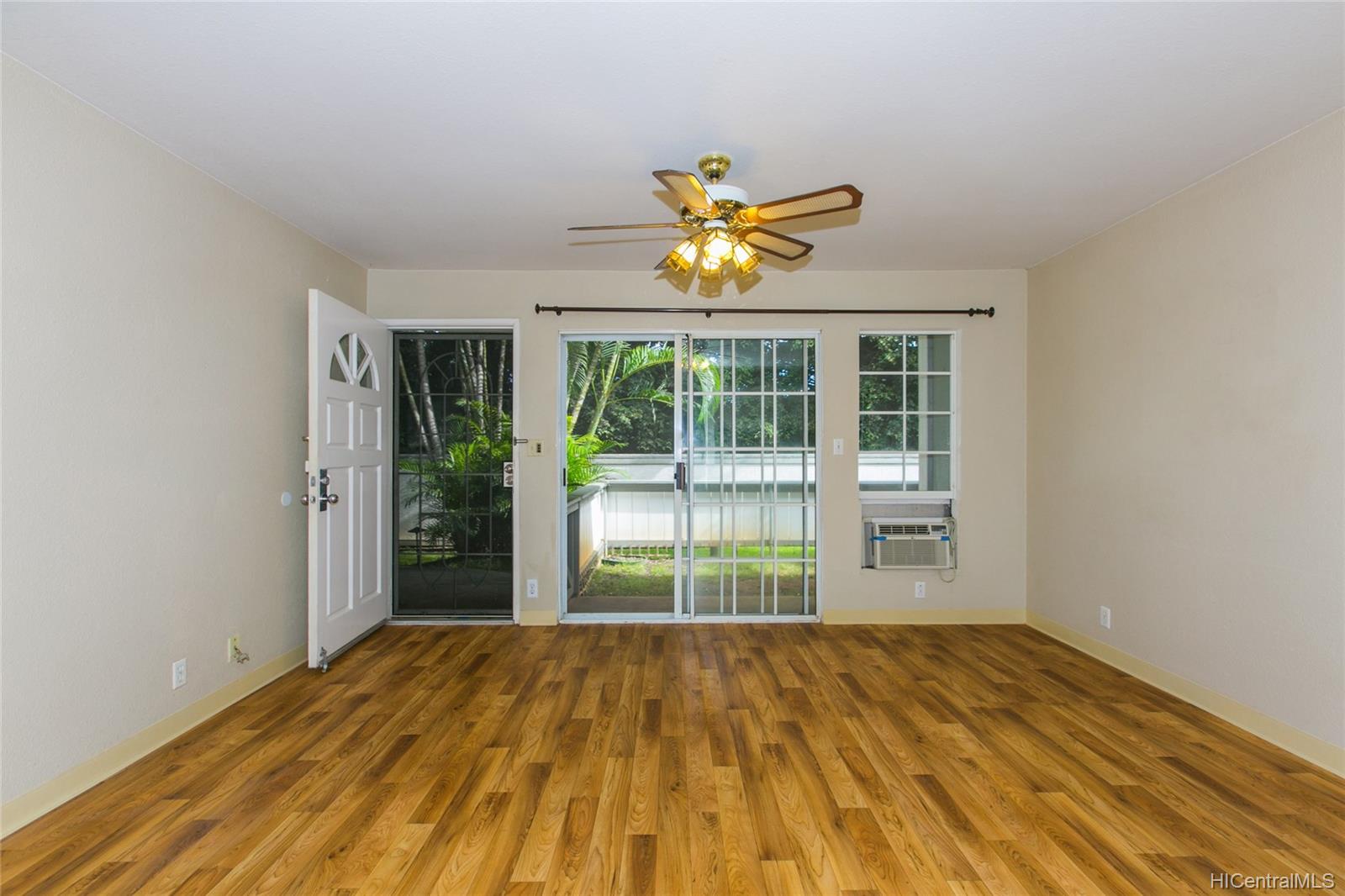 645 Mananai Place  Unit D