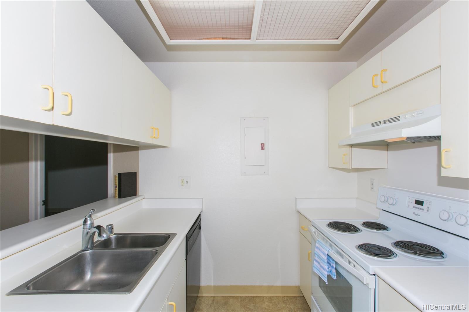 645 Mananai Place  Unit D