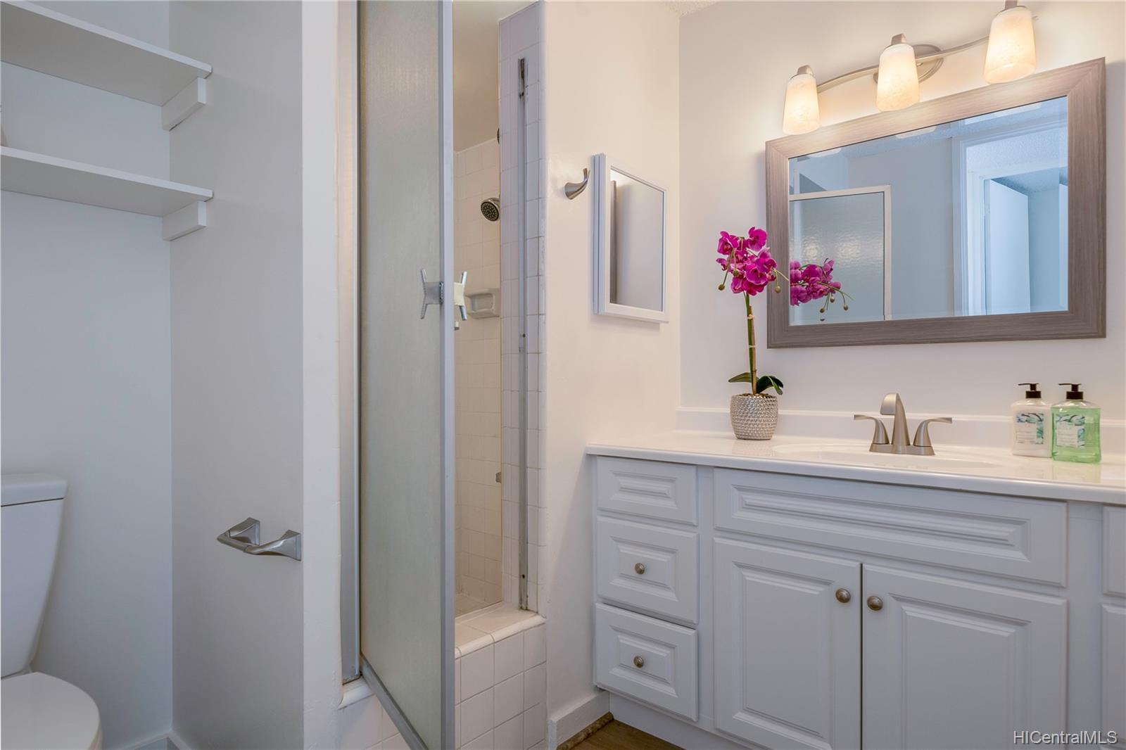 620 McCully Street  Unit 606