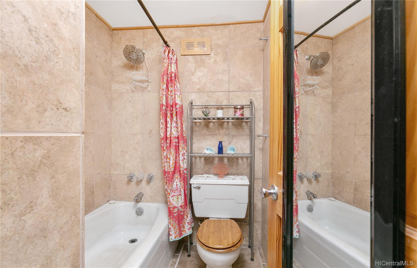 84-965 Farrington Highway  Unit B211