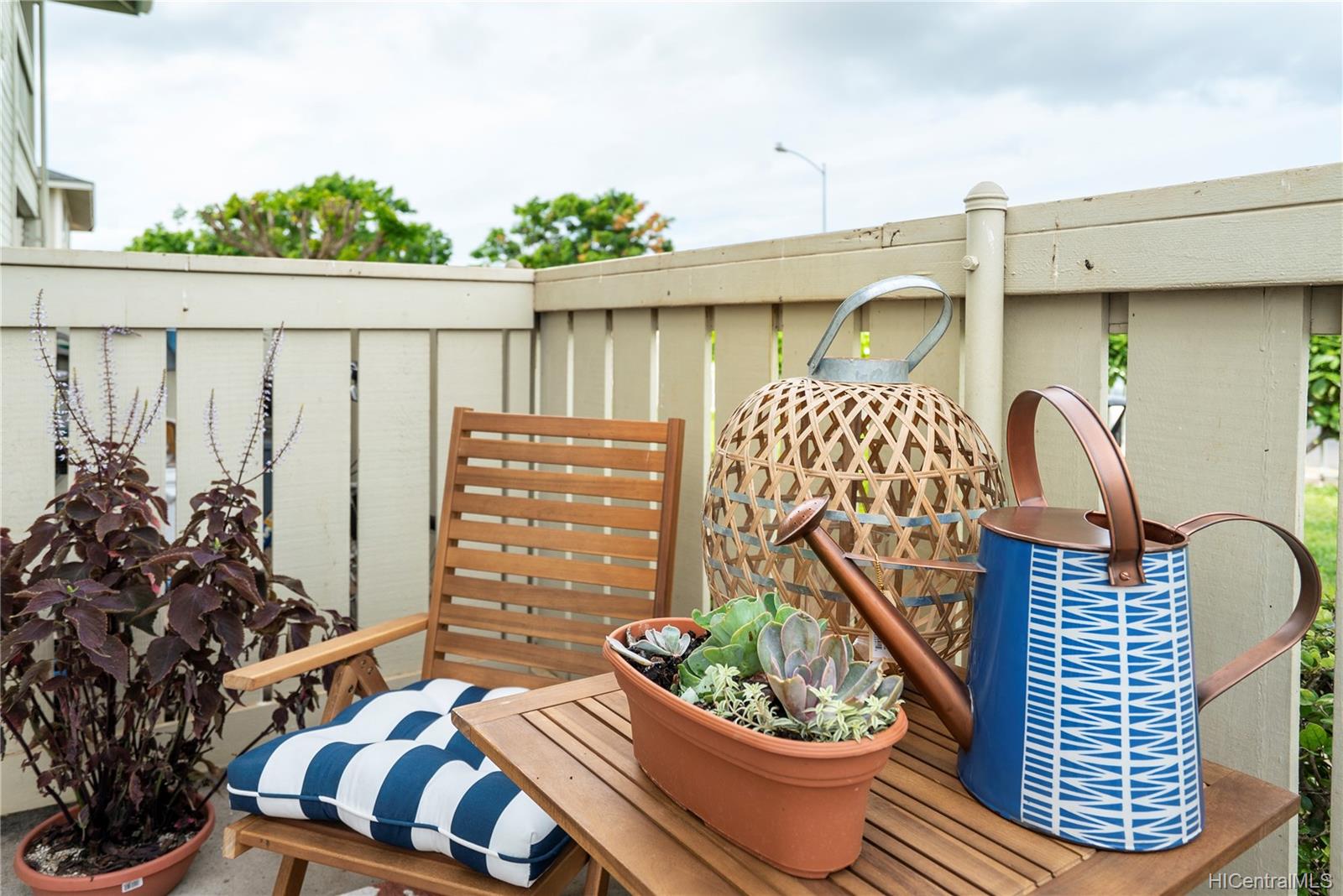 91-1040 Kaiau Avenue  Unit 12F