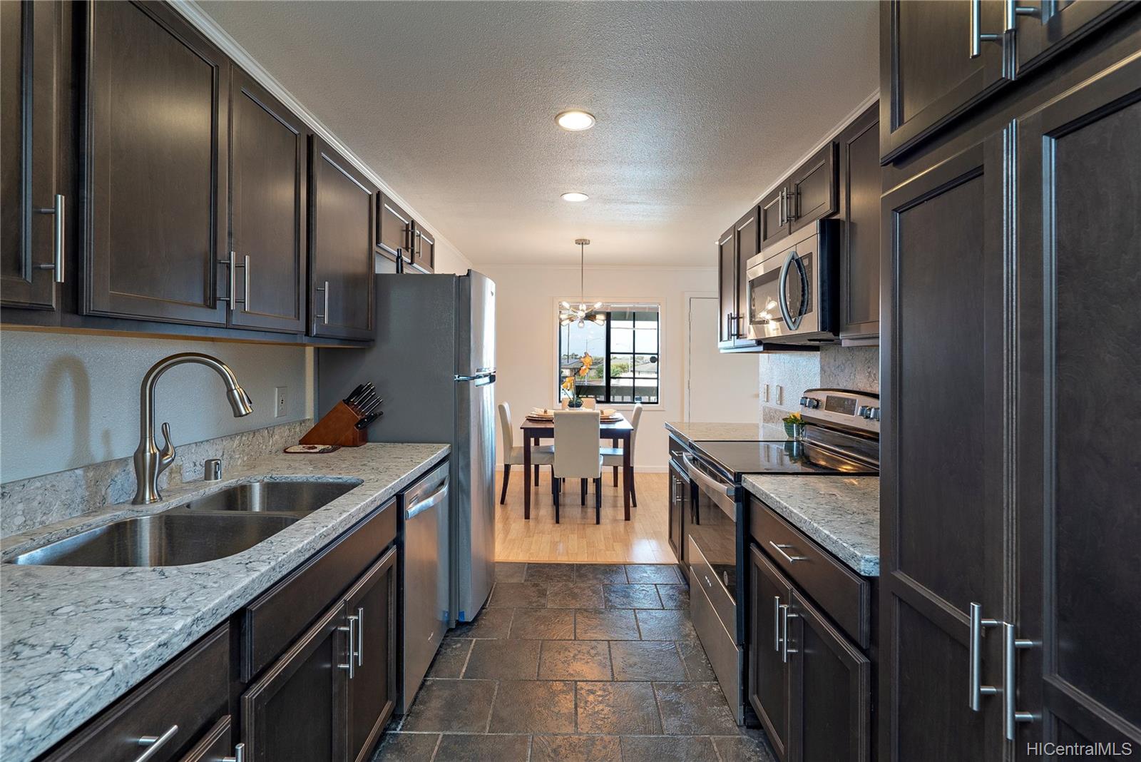 91-1040 Kaiau Avenue  Unit 12F