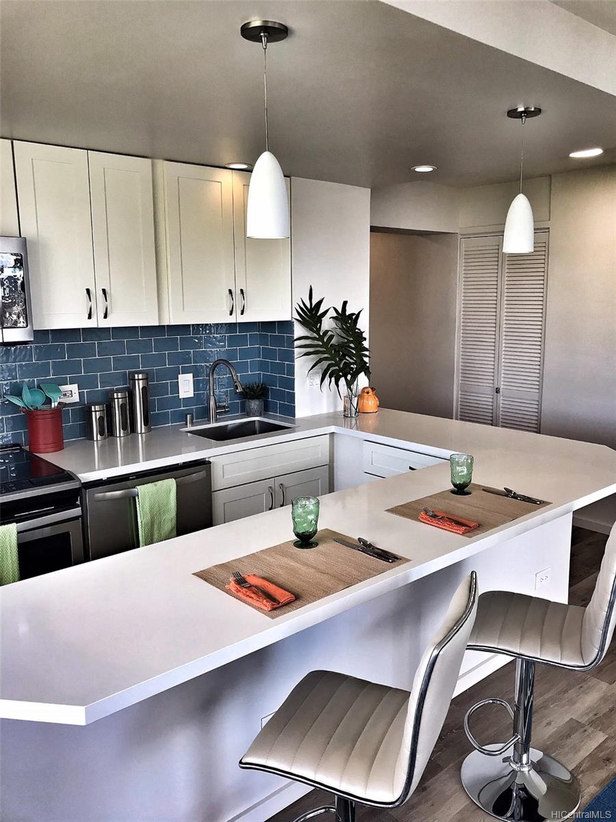 2345 Ala Wai Boulevard  Unit 2718