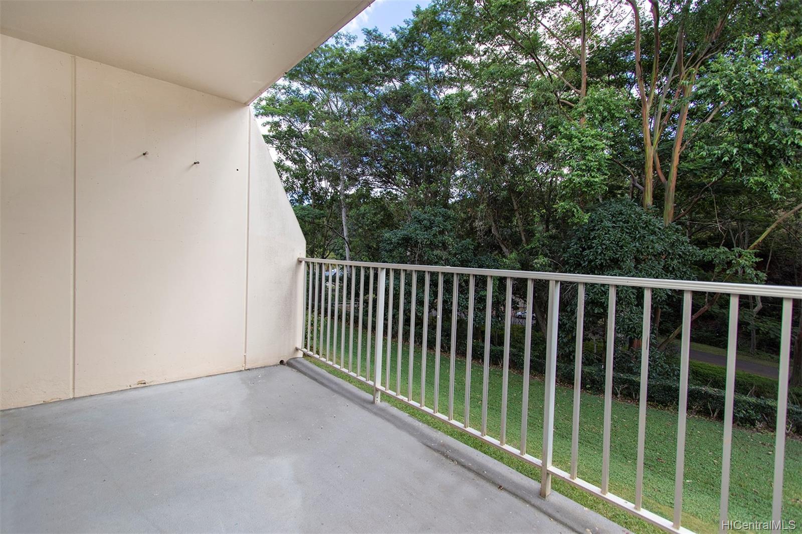 95-2039 Waikalani Place  Unit C202