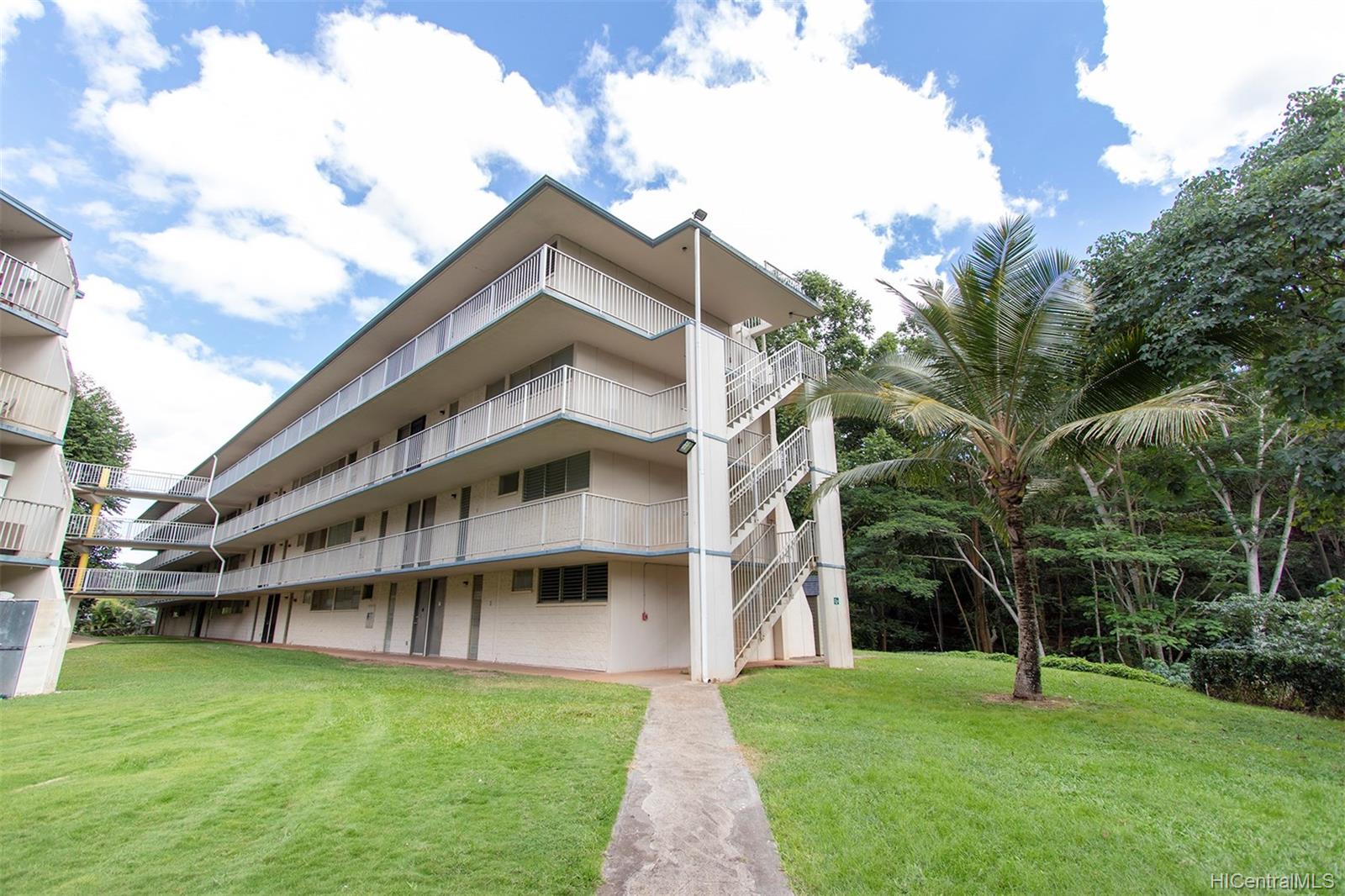 95-2039 Waikalani Place  Unit C202