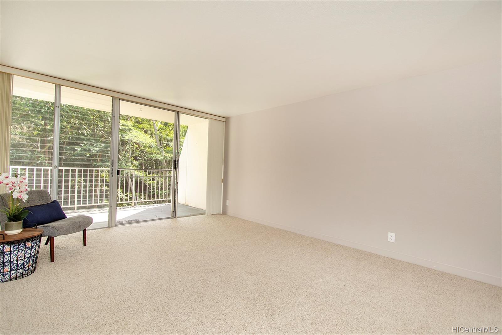 95-2039 Waikalani Place  Unit C202