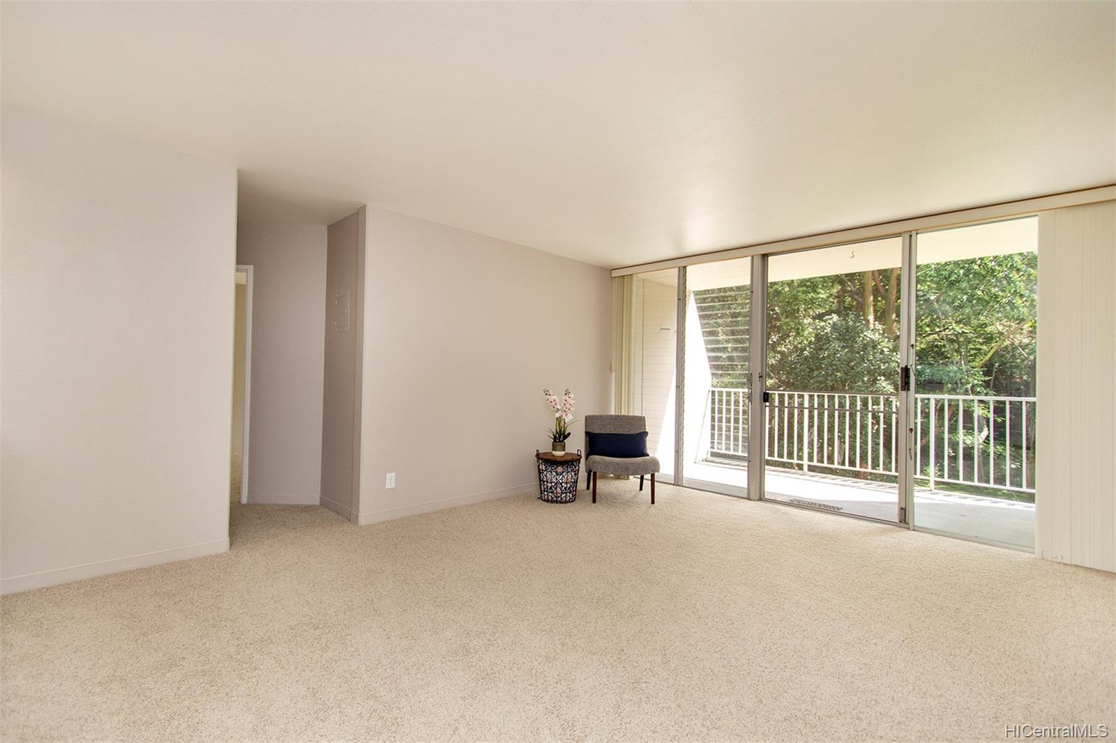 95-2039 Waikalani Place  Unit C202