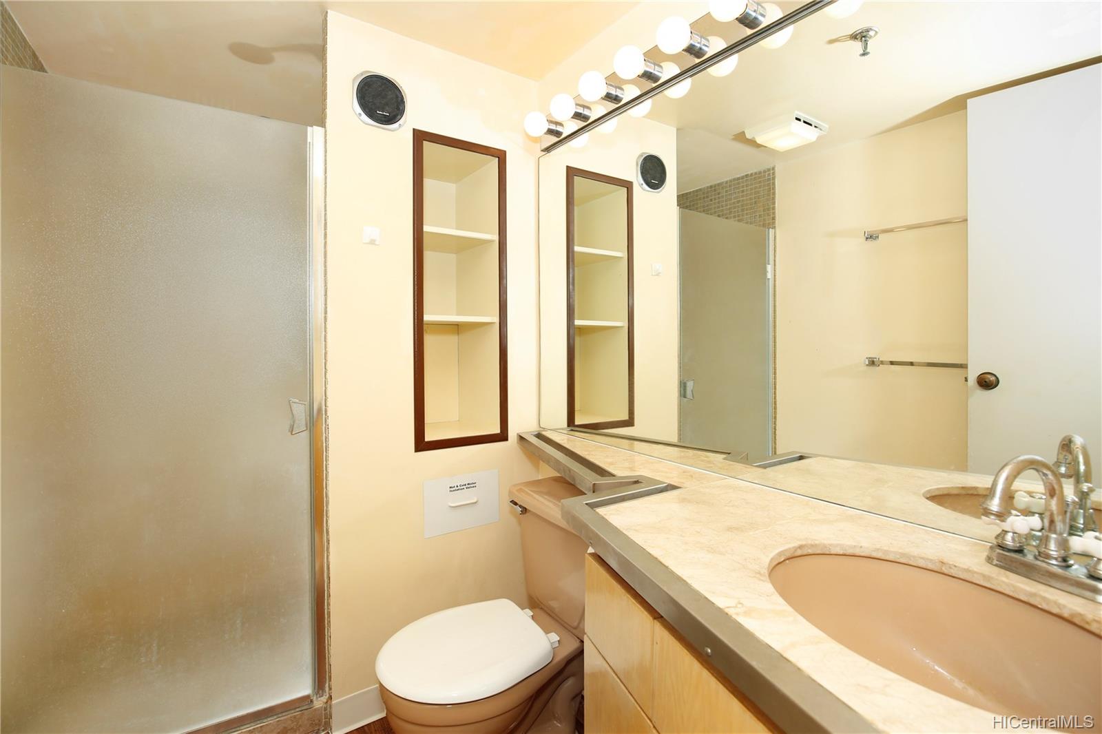1188 Bishop Street  Unit 1007
