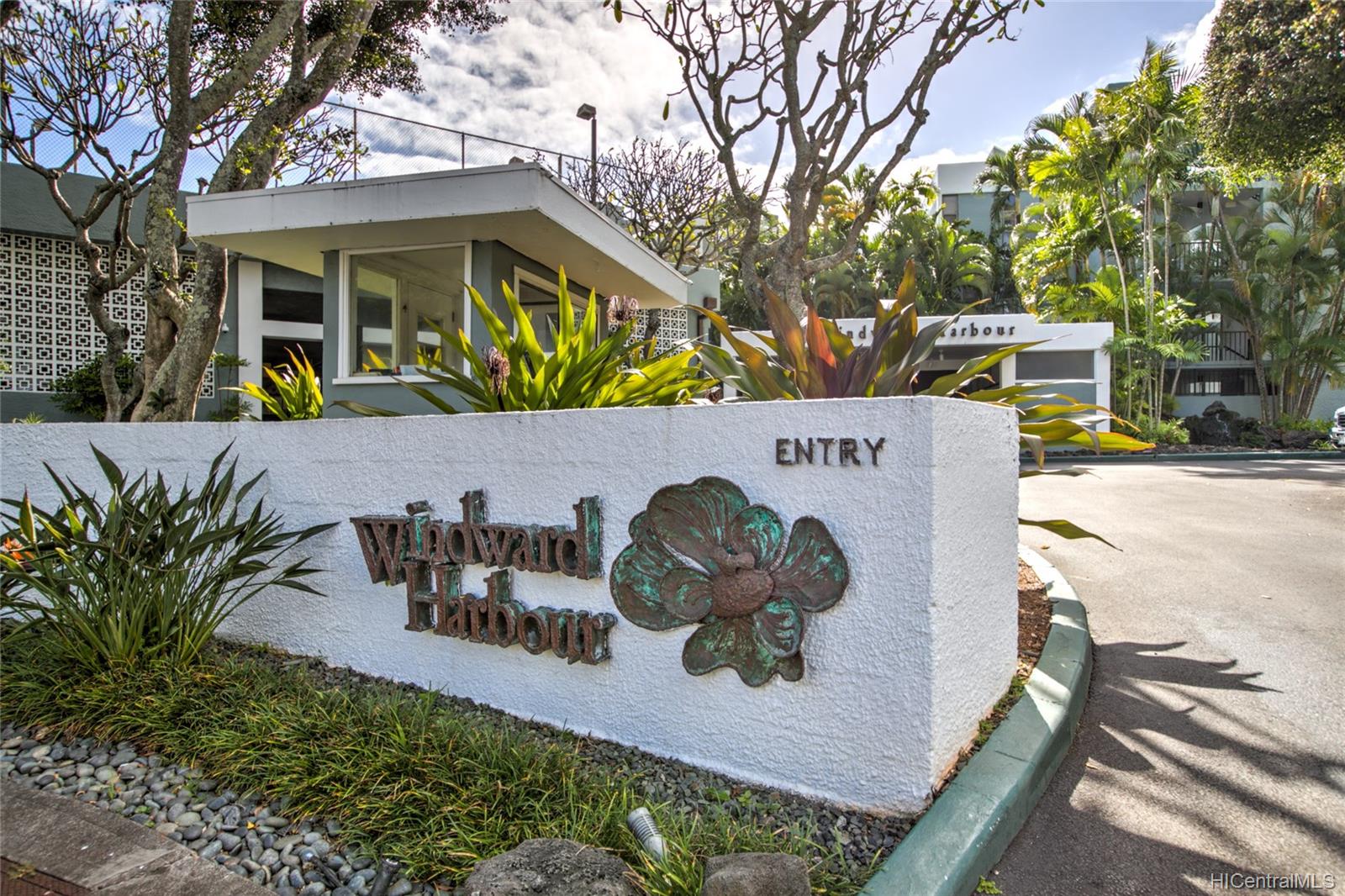 1030 Aoloa Place  Unit 105B