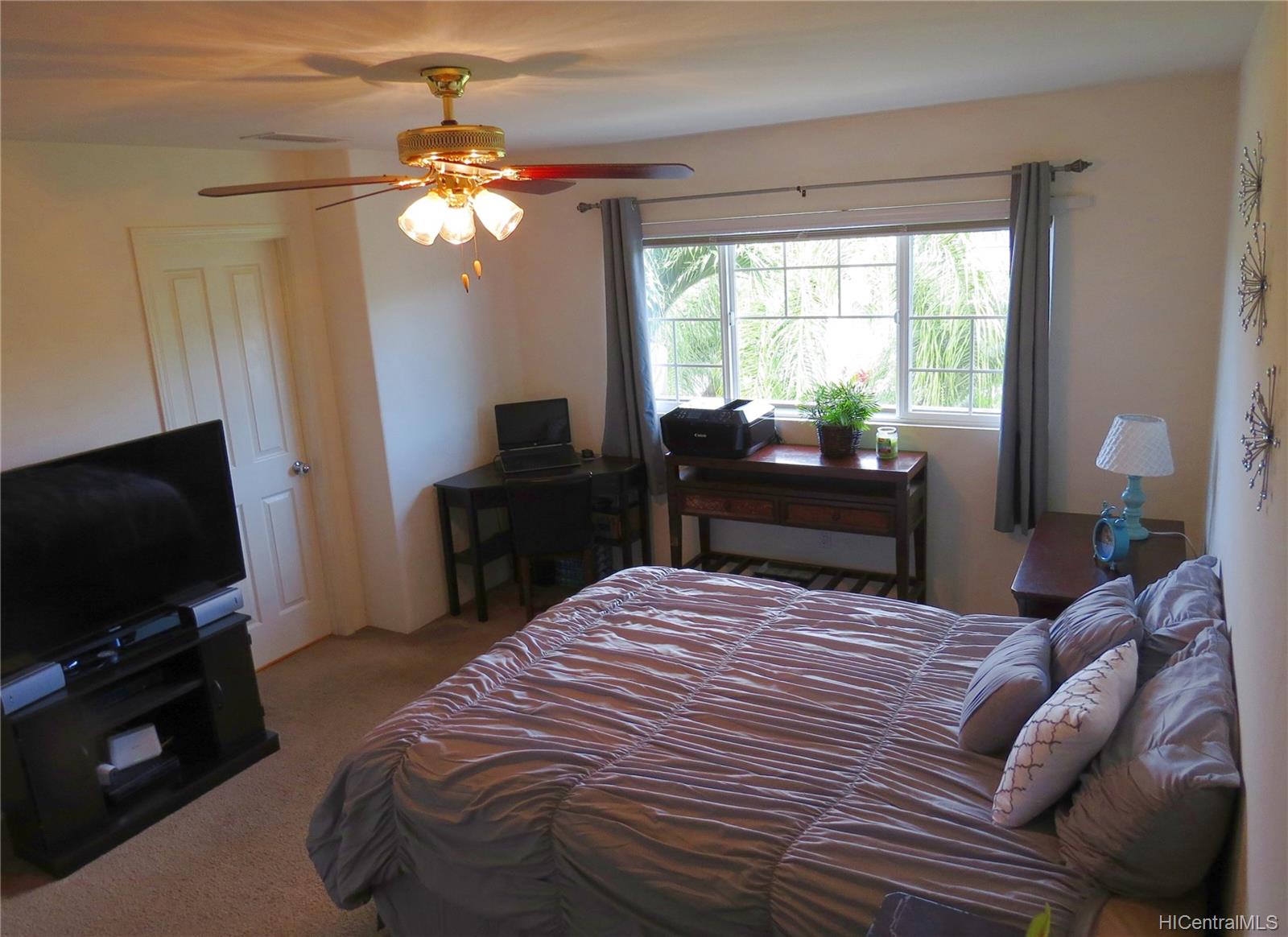 91-2093 Kaioli Street  Unit 1702