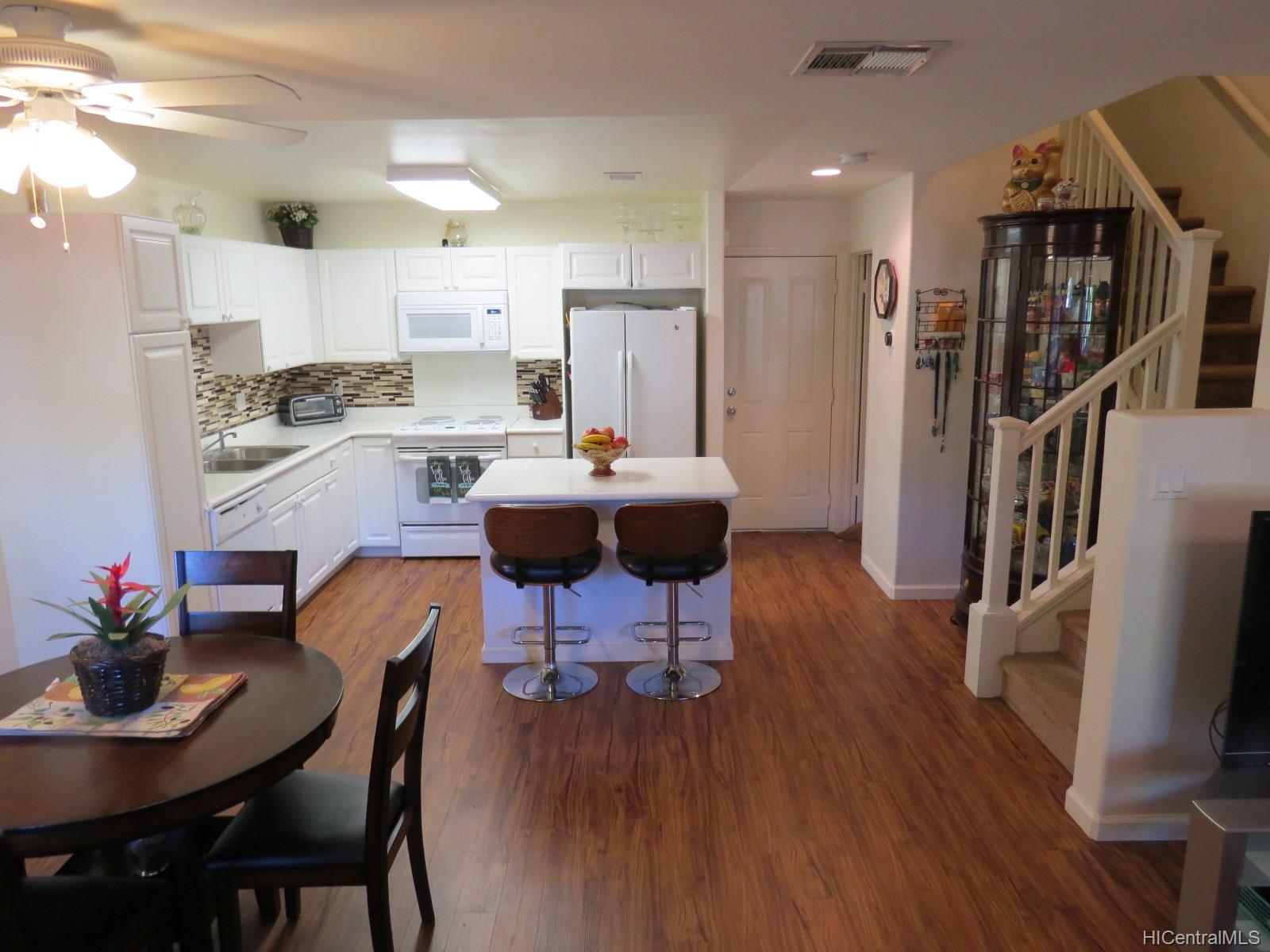 91-2093 Kaioli Street  Unit 1702