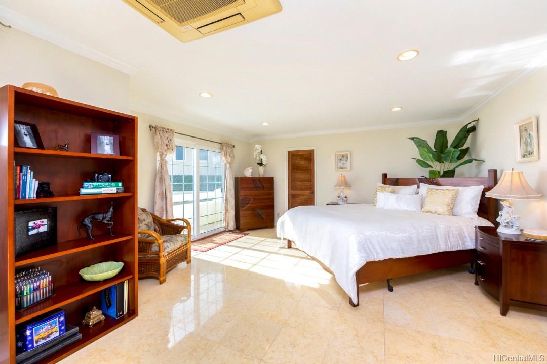 96 Moaniala Place