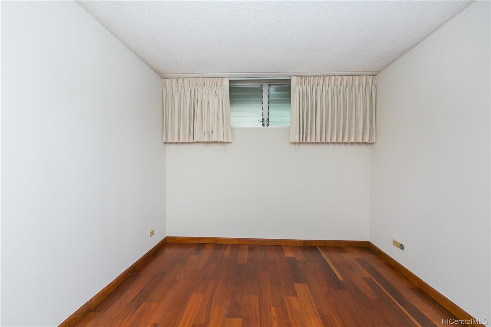 1717 Ala Wai Boulevard  Unit 1602