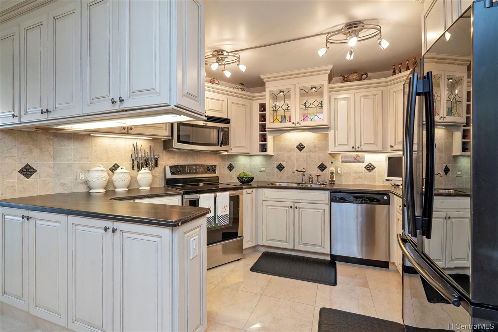 1860 Ala Moana Boulevard  Unit 1600