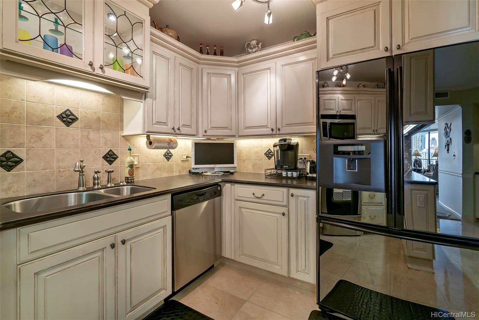 1860 Ala Moana Boulevard  Unit 1600