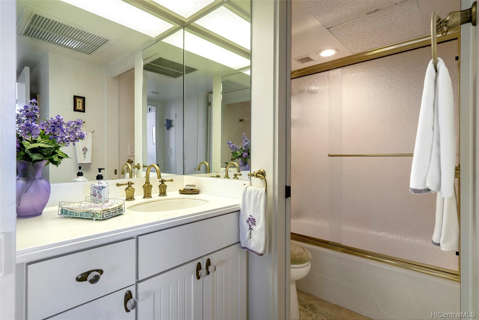 1860 Ala Moana Boulevard  Unit 1600