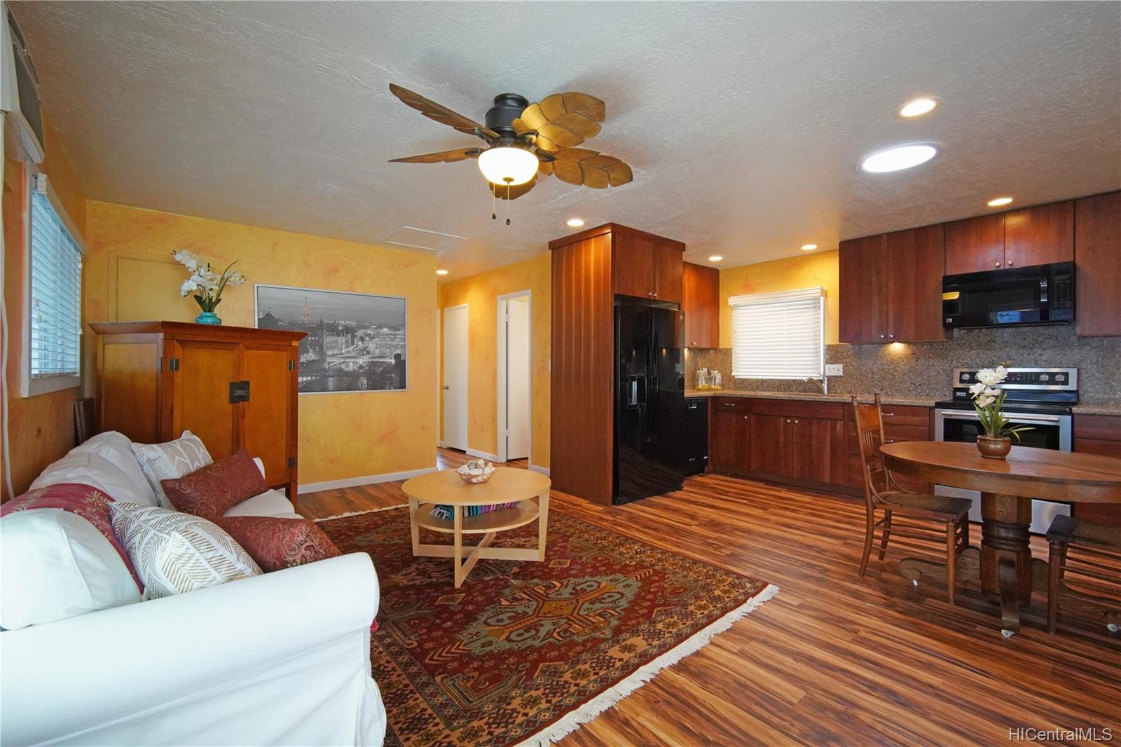 340 Manono Street  Unit 2