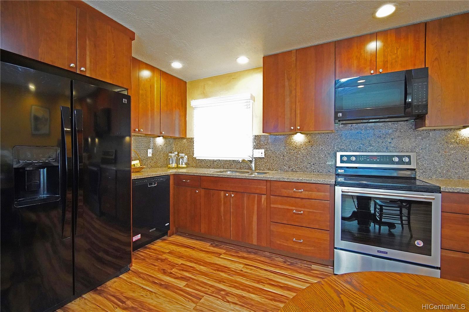 340 Manono Street  Unit 2