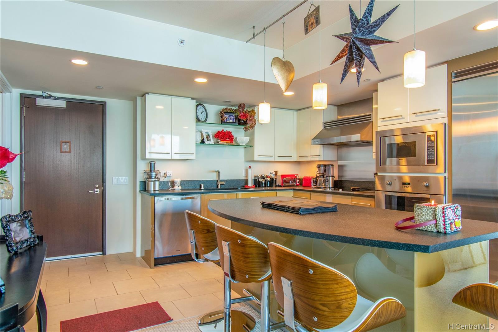 1200 Queen Emma Street  Unit 3901