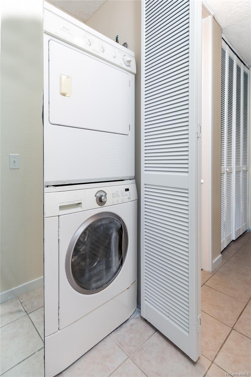 1015 Aoloa Place  Unit 451
