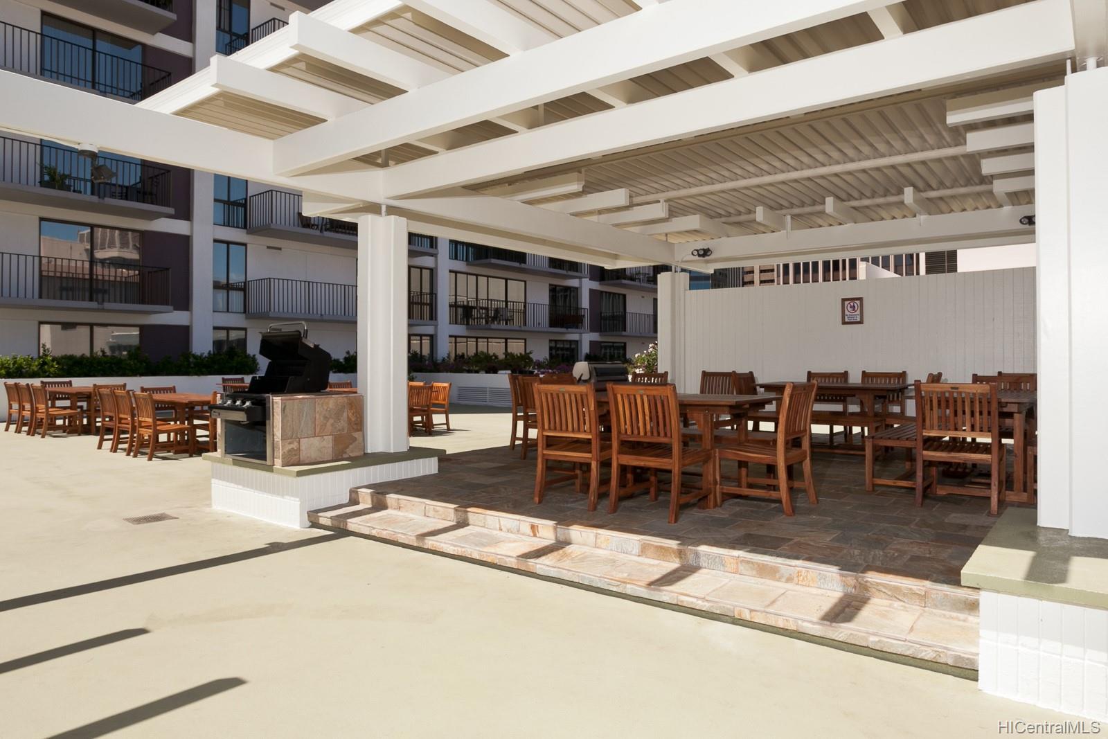 700 Richards Street  Unit 2206