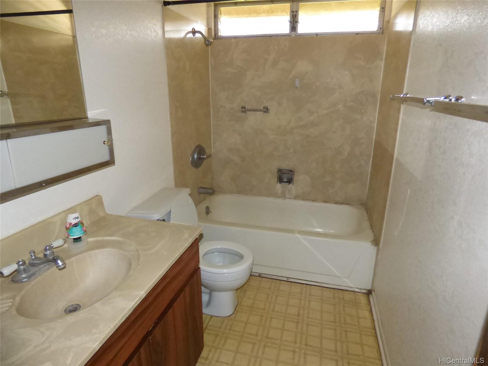 96-224 Waiawa Road  Unit 60