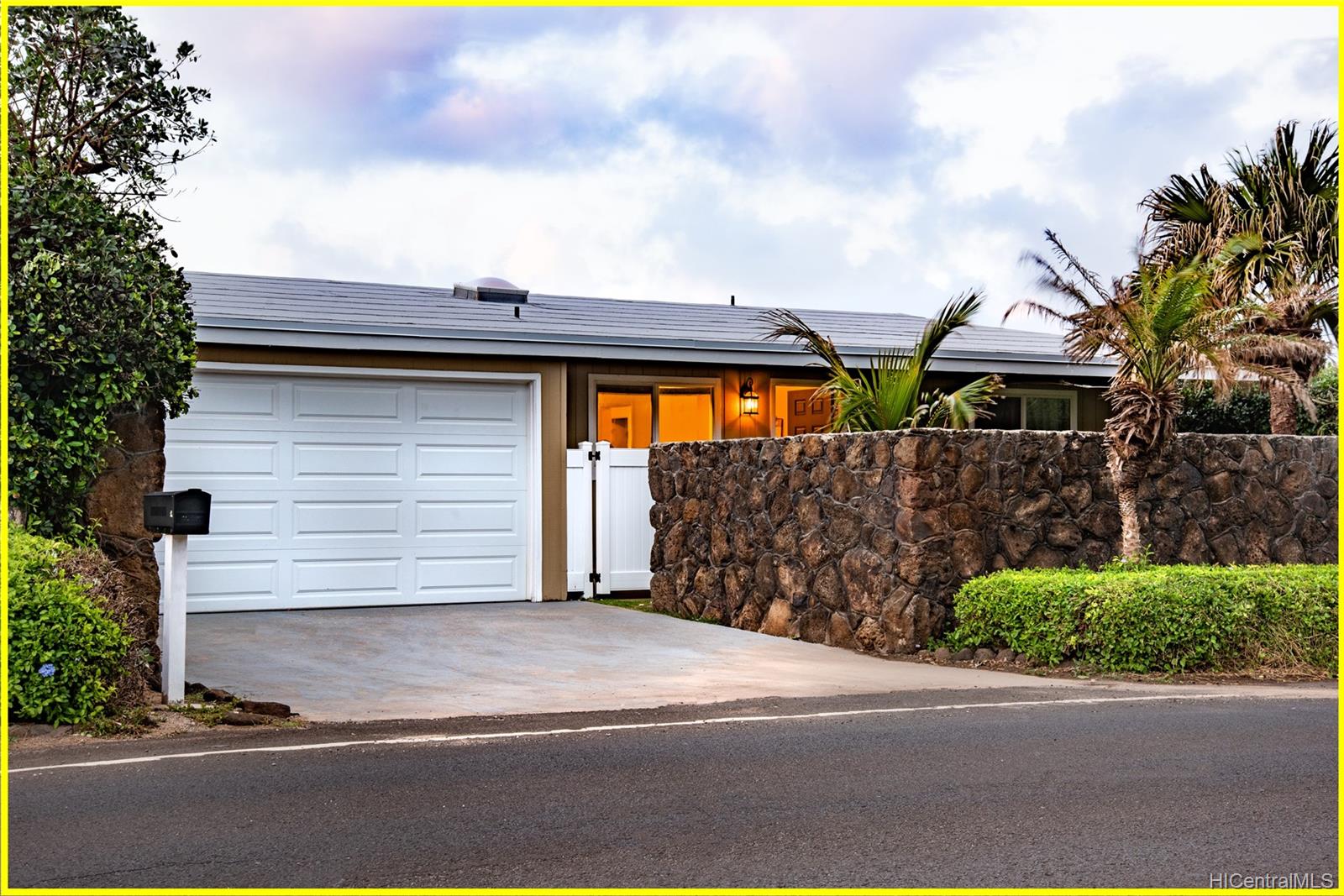 68-697 Farrington Highway