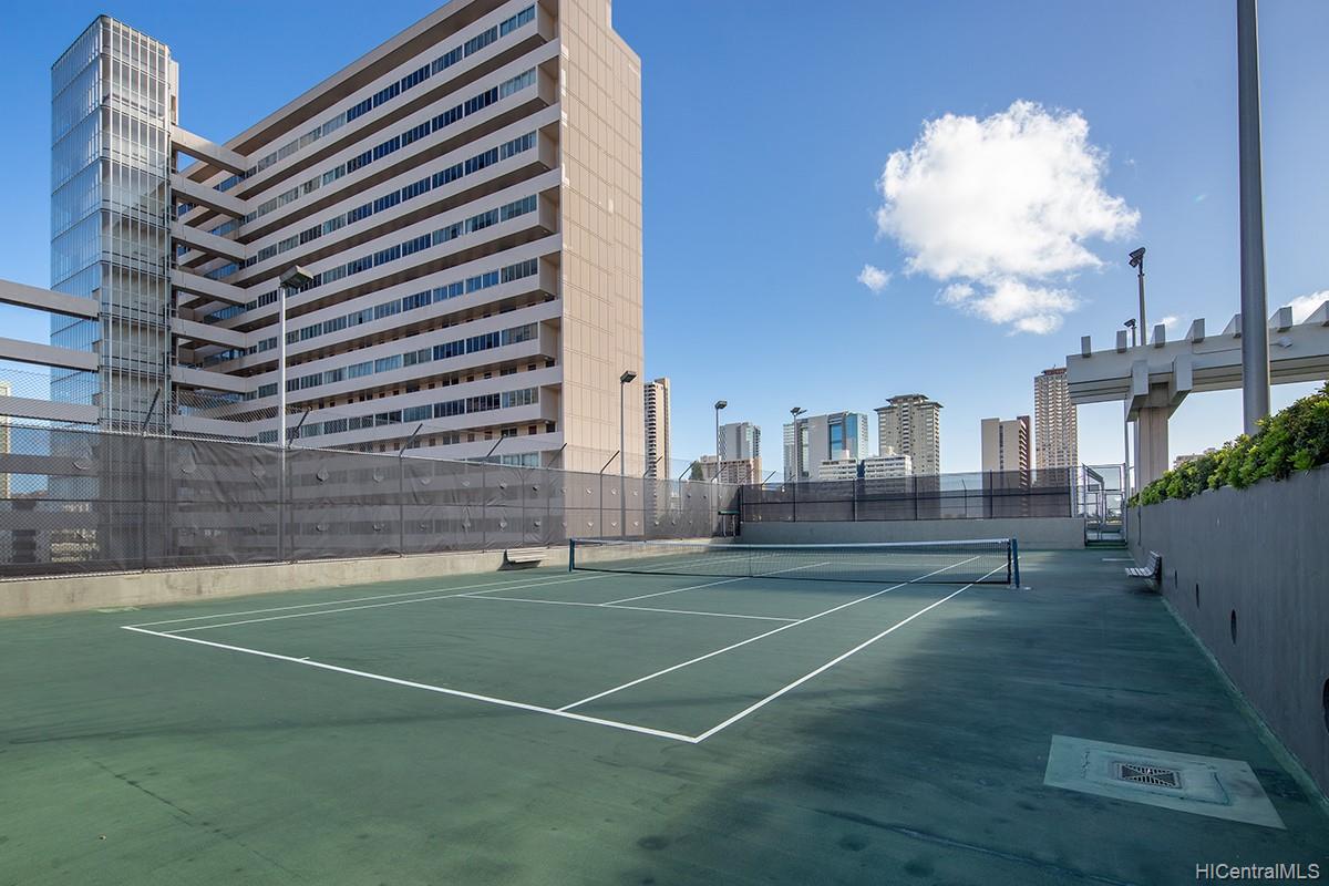 2333 Kapiolani Boulevard  Unit 2102