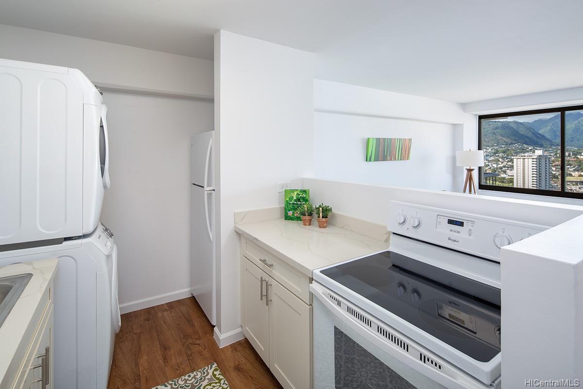 2333 Kapiolani Boulevard  Unit 2102