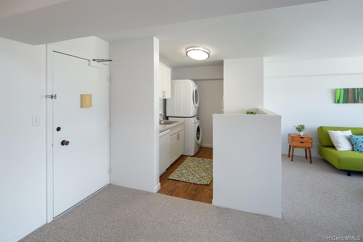 2333 Kapiolani Boulevard  Unit 2102