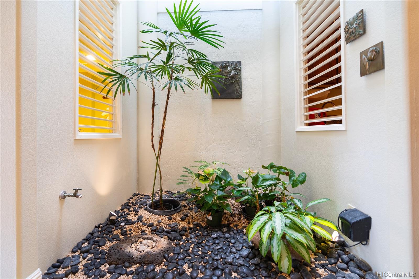 96 Moaniala Place