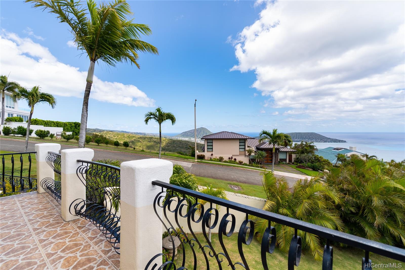 96 Moaniala Place