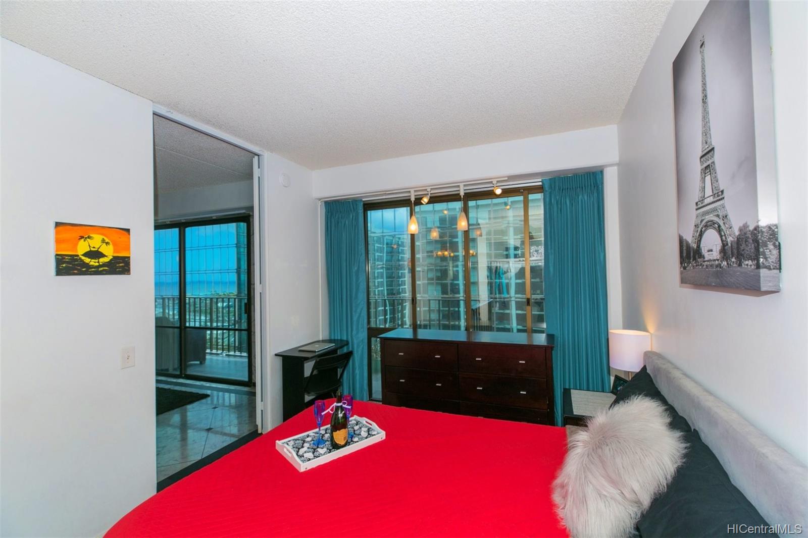 225 Queen Street  Unit 23E