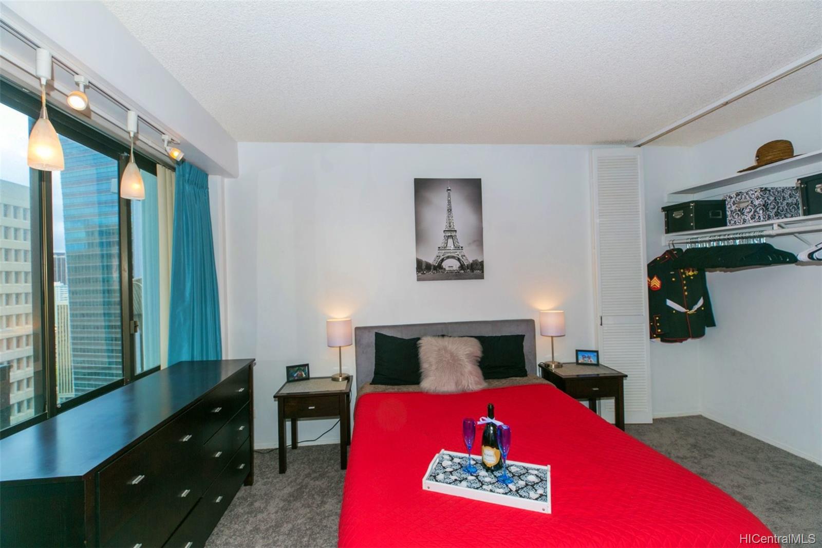 225 Queen Street  Unit 23E