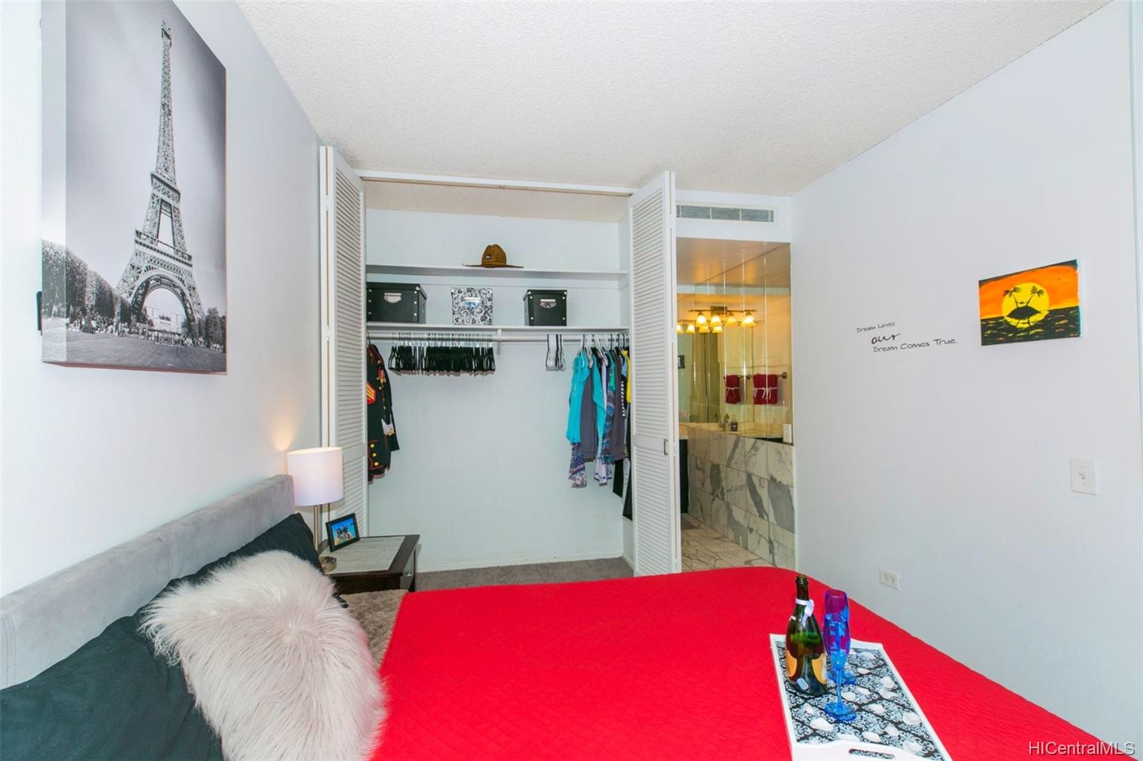 225 Queen Street  Unit 23E