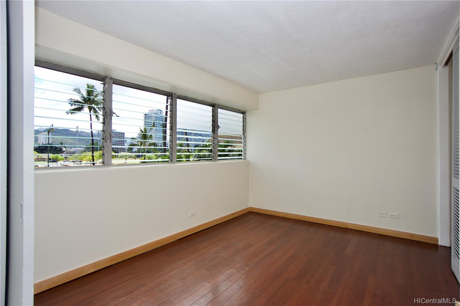 1909 Ala Wai Boulevard  Unit 204