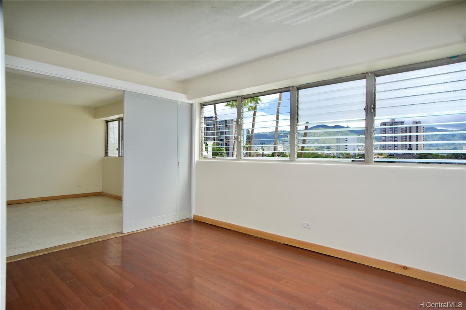 1909 Ala Wai Boulevard  Unit 204